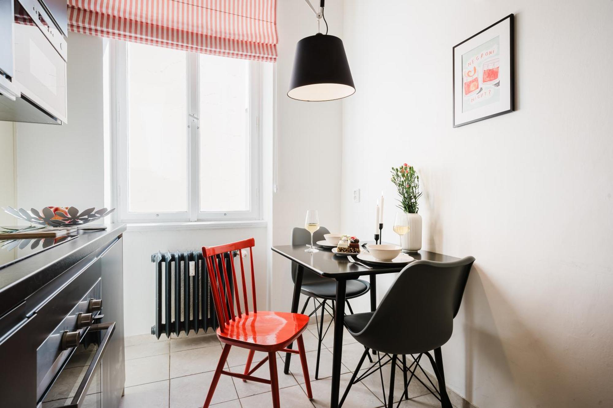 Days - 1bdr - Workspace - Netflix - New Town Lejlighed *