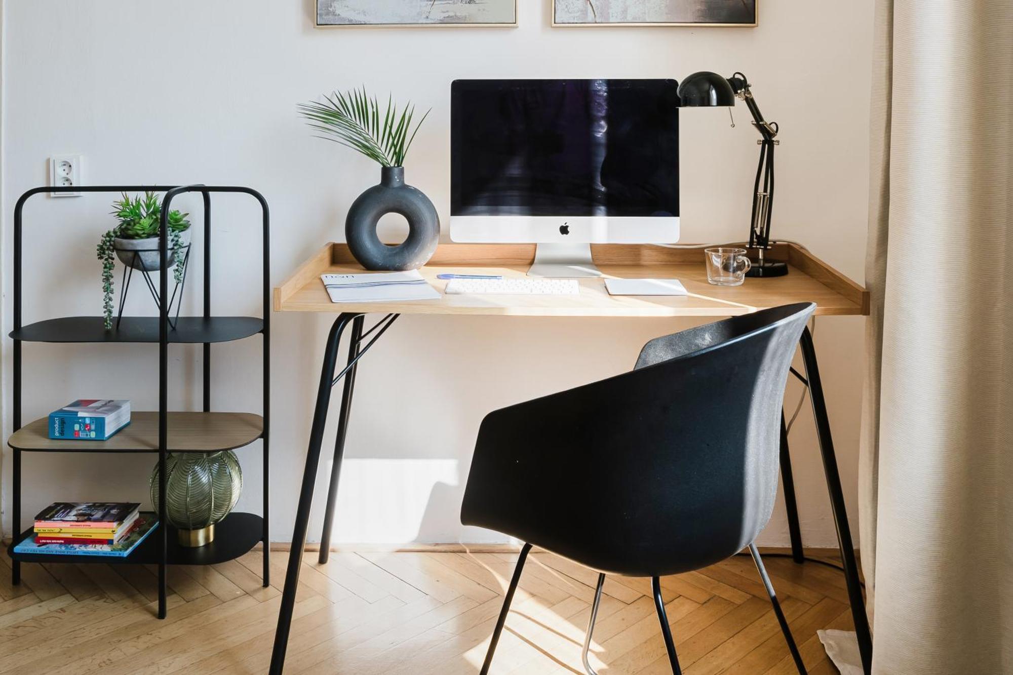 Days - 1bdr - Workspace - Netflix - New Town Lejlighed